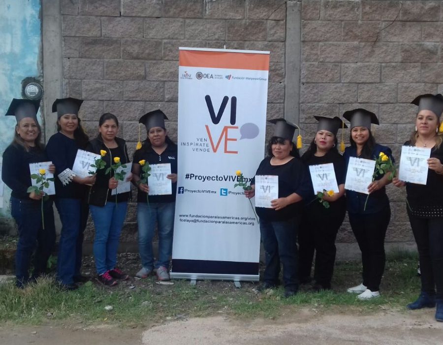Mujeres egresadas de Proyecto VIVE