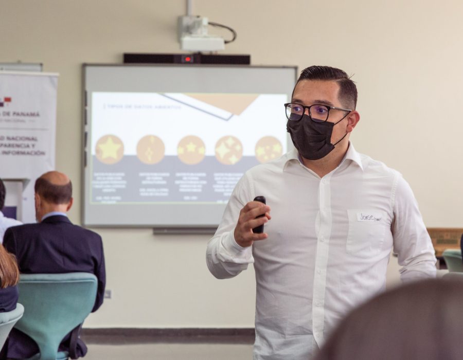 Jorge Umaña, Coordinador de Proyecto, en el taller “Modelo de Gobernanza para la Implementación del PIDA en Panamá”